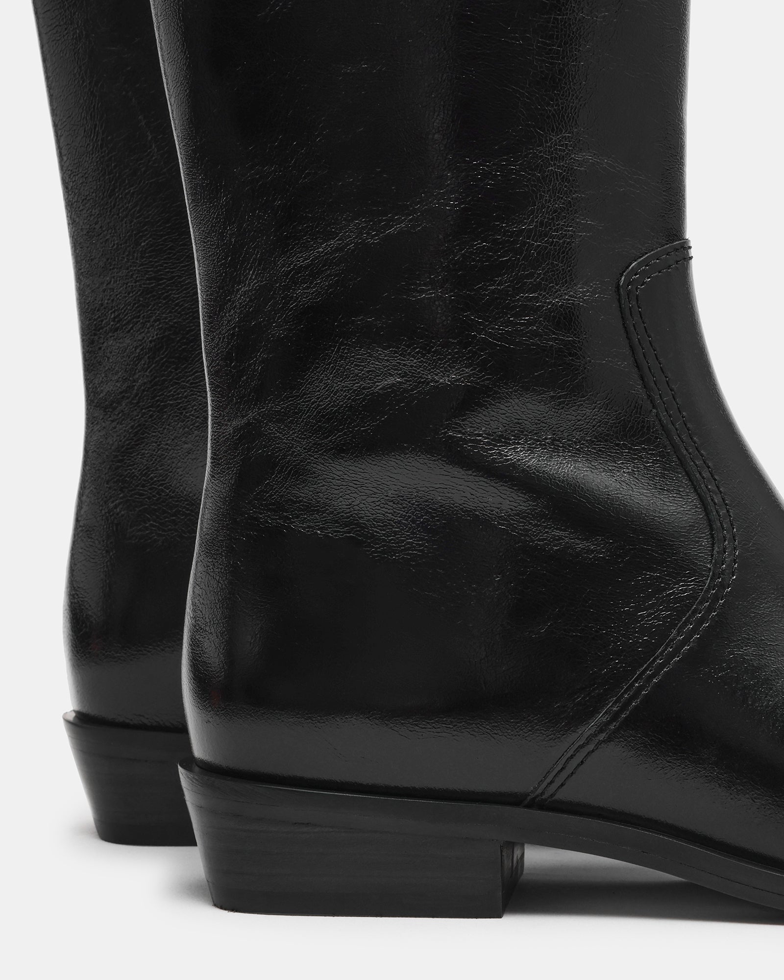 BRETTON BLACK LEATHER