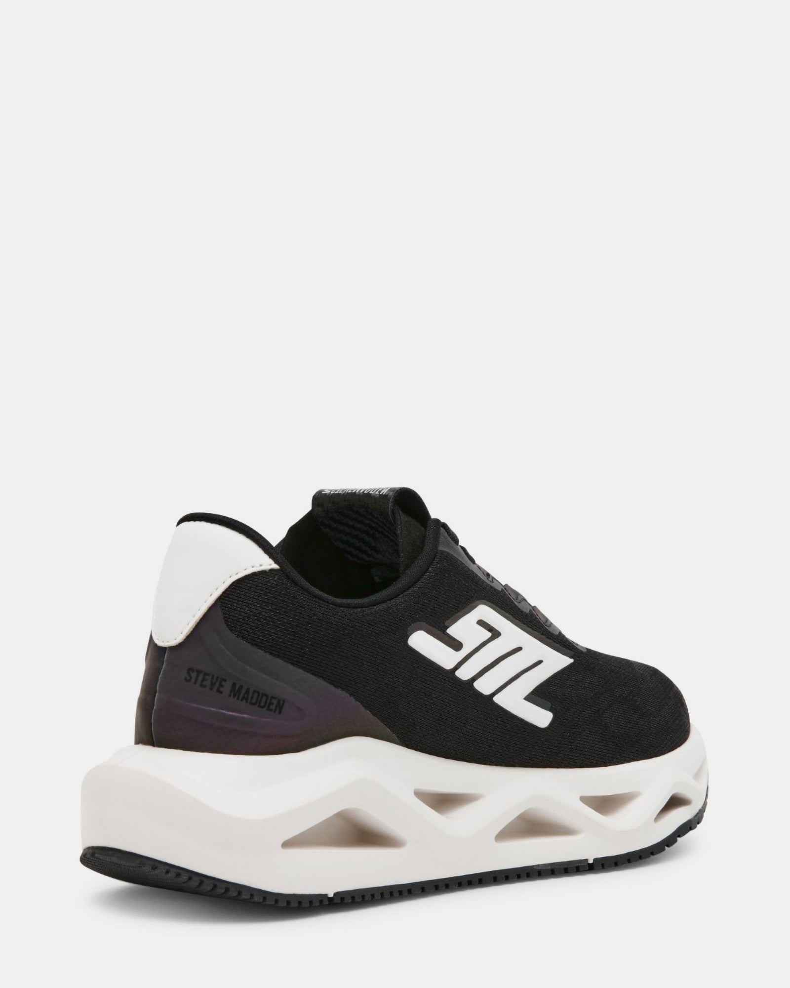 HURDLE 1 BLACK/WHITE