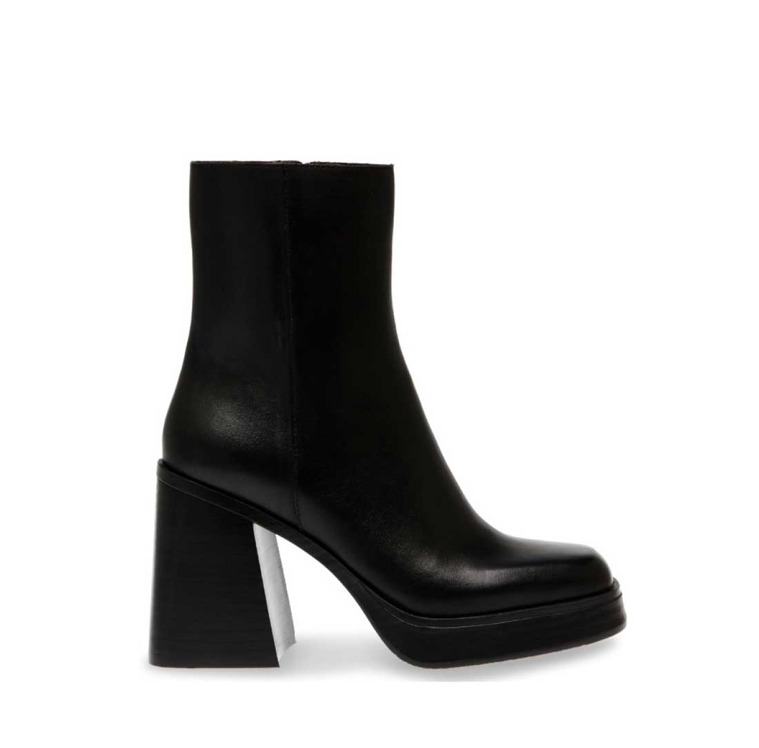 ATTUNED BLACK LEATHER